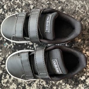 Adidas velcro strap shoes